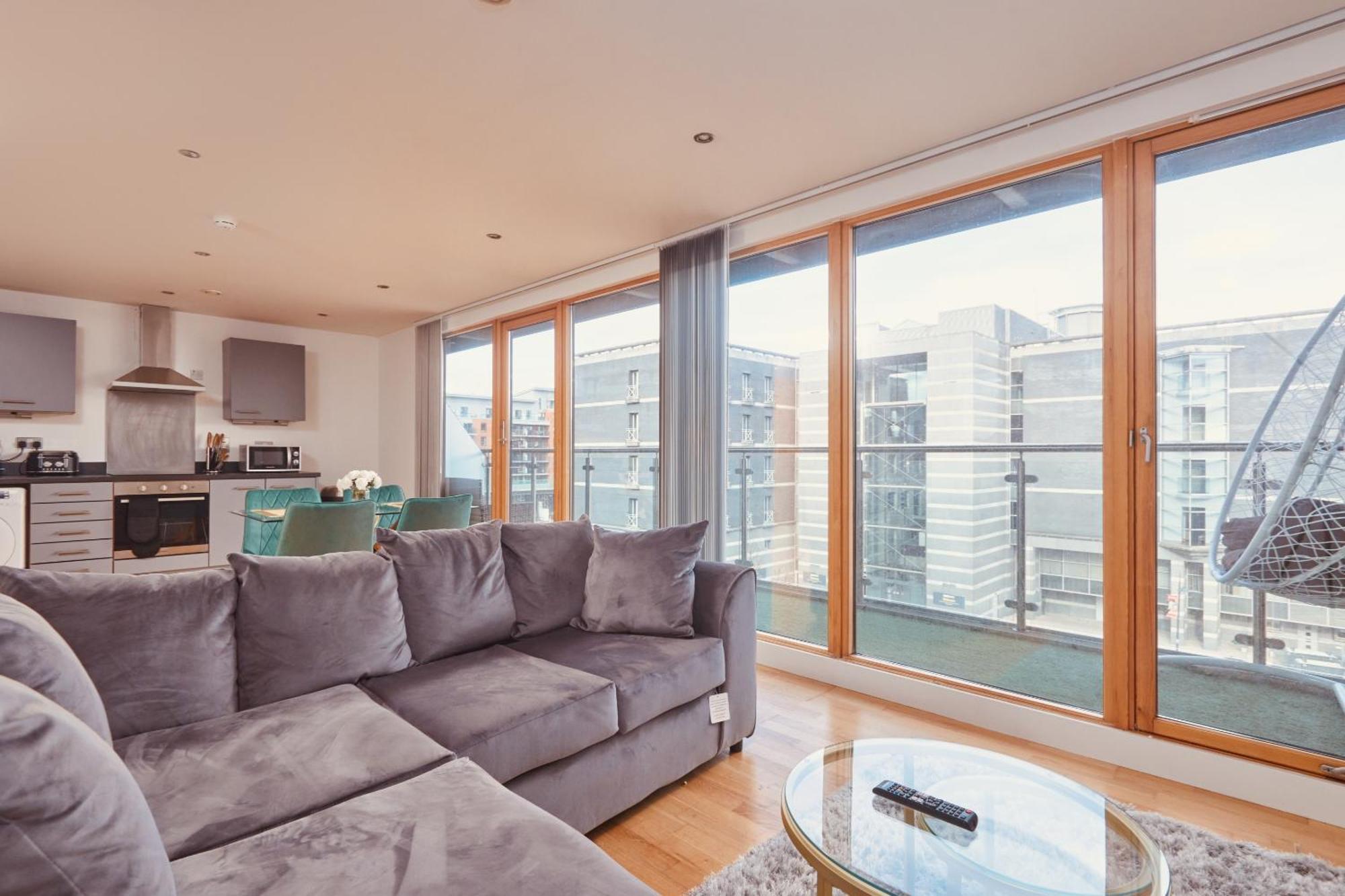 Central Leeds Dock Apt, Free Secure Parking! 2 Bed Экстерьер фото